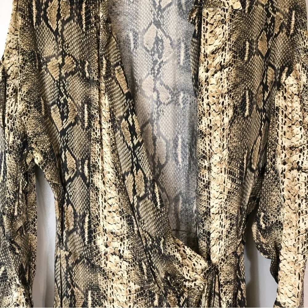 ZARA FLOWING V-NECK SNAKESKIN PRINT LONG SHIRT DRESS | Size Small - Picture 8 of 16
